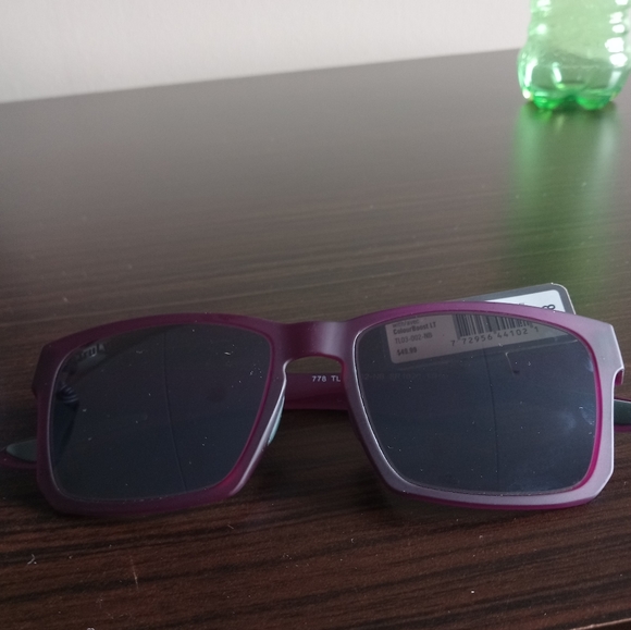 Sunglasses - Picture 1 of 2